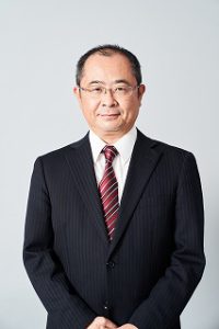 代表者 : 代表取締役　田中逸郎